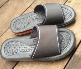 Bath slippers dark gray non slip